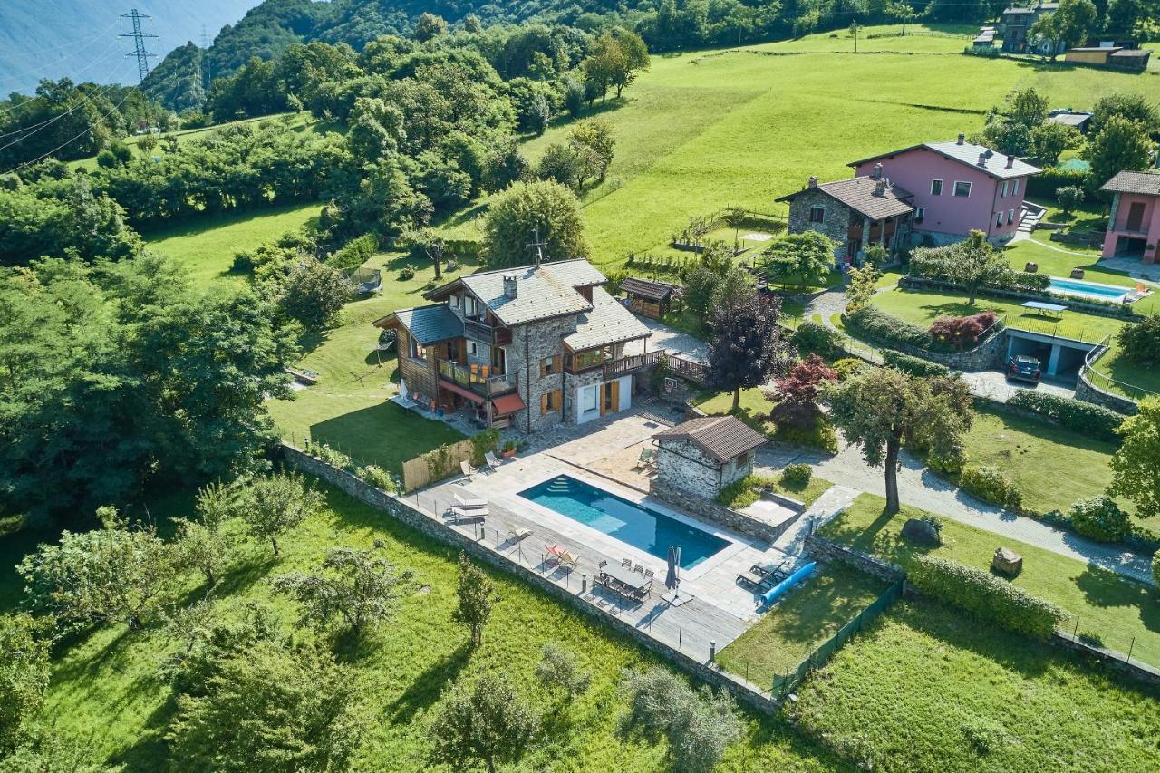 Chalet Con Piscina E Vista Panoramica Colico Zewnętrze zdjęcie