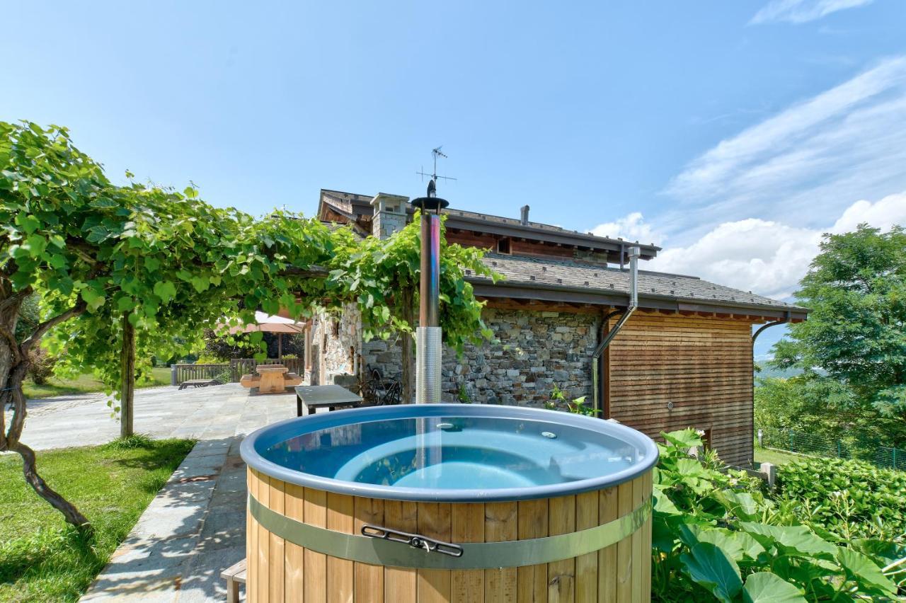 Chalet Con Piscina E Vista Panoramica Colico Zewnętrze zdjęcie